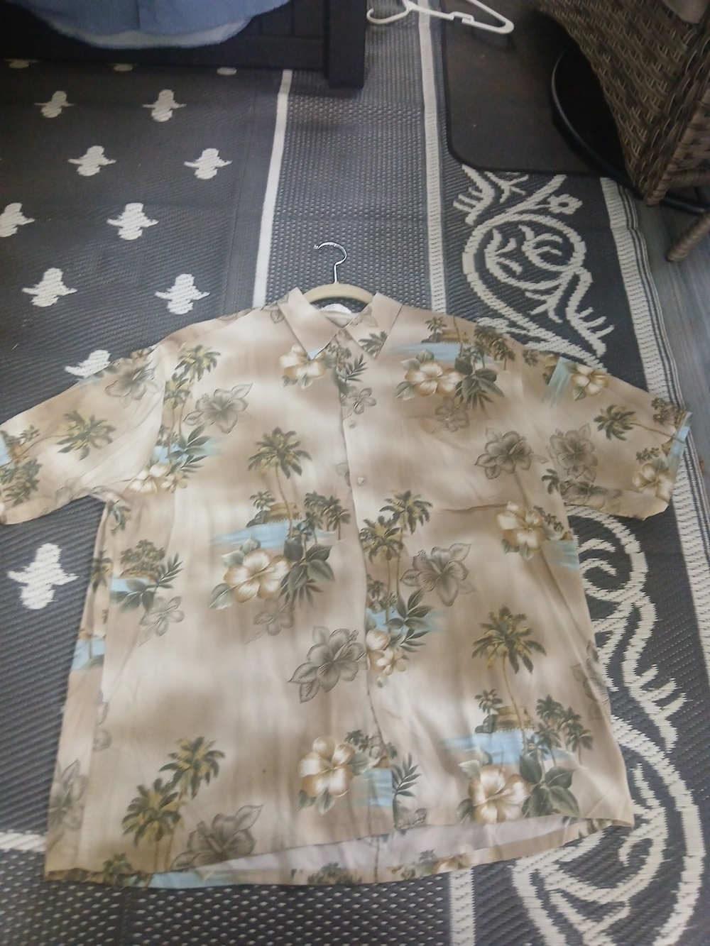 Pierre Cardin Beige Floral Short-Sleeve Button Up XL